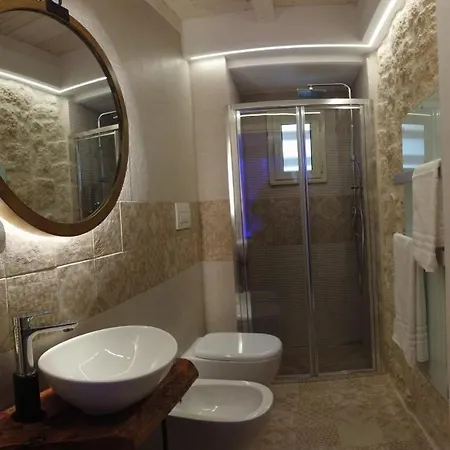 Le Vecchie Mura suite&room Manfredoine Extérieur photo